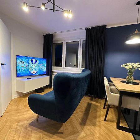 Ferienwohnung Maly Kwadrat Kattowitz Exterior foto