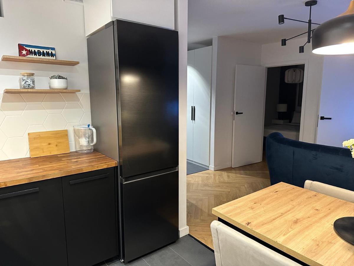 Ferienwohnung Maly Kwadrat Kattowitz Exterior foto